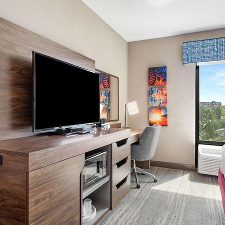 Hampton Inn & Suites Orlando-Apopka Forest City Exterior photo